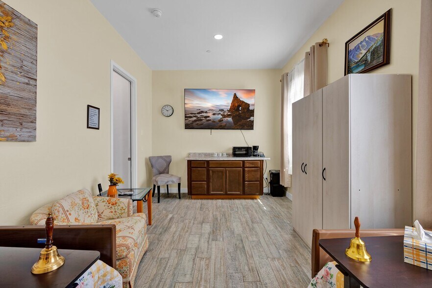 More Photos Of 19000 W Assisted Living Lane, Surprise Assisted Living For Sale