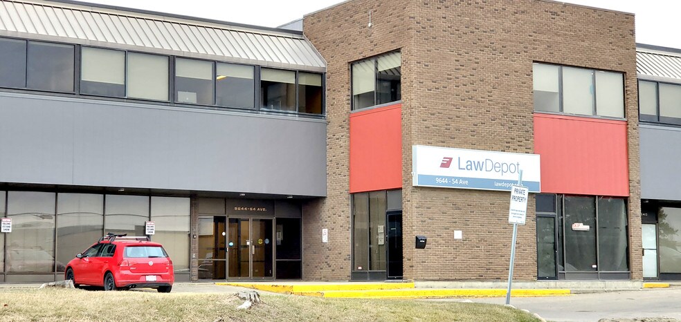 More Photos Of 9640-9644 54th Ave NW, Edmonton Office For Lease