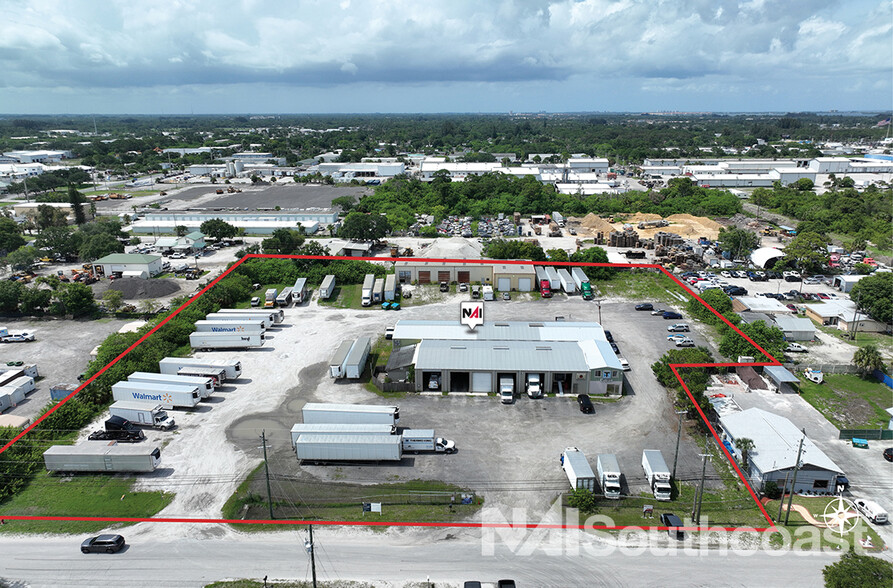 Primary Photo Of 702 S Market Ave, Fort Pierce Service For Lease