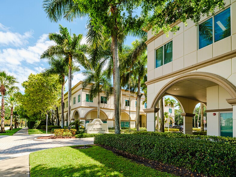 More Photos Of , Palm Beach Gardens Office For Sale