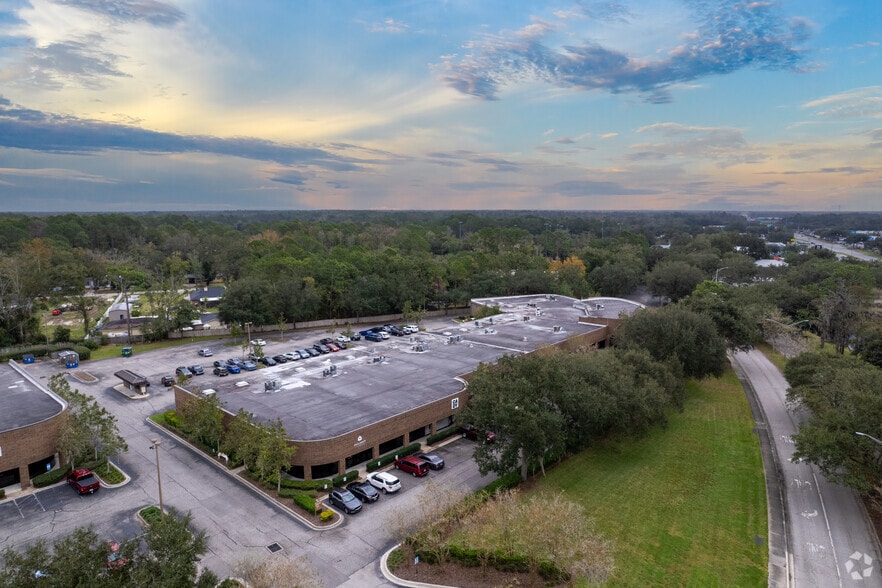 More Photos Of 10475 Fortune Pky, Jacksonville Unknown For Lease