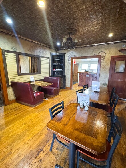 More Photos Of 319 Oklahoma Blvd, Alva Restaurant For Sale
