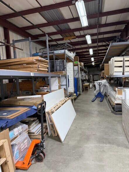 More Photos Of 10 Target Rd, Hilton Head Island Showroom For Sale