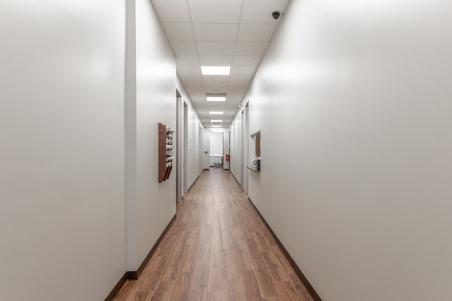 More Photos Of 16422 Stuebner Airline Rd, Spring Medical For Lease