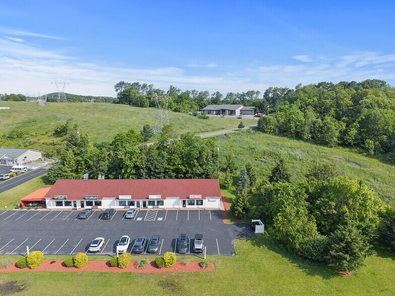 More Photos Of 673 Morganza Rd, Canonsburg Storefront Retail Office For Lease