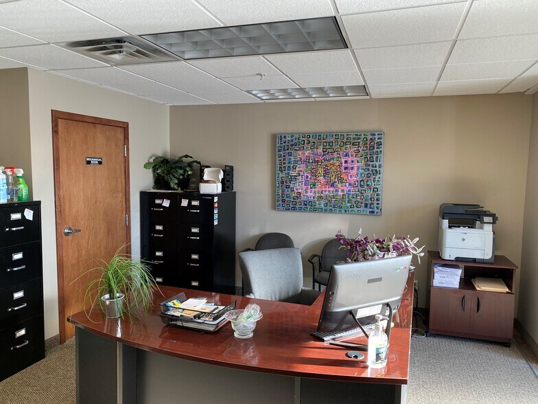 More Photos Of 11250-11258 86th Ave N, Maple Grove Office For Sale