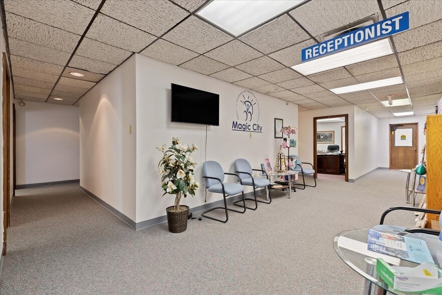 More Photos Of 1780 Westland Rd, Cheyenne Office For Sale