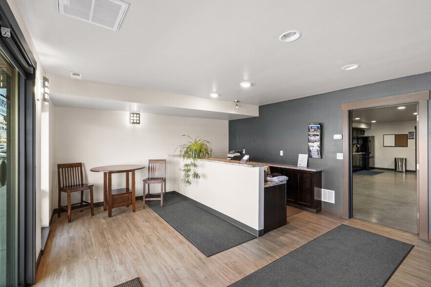 More Photos Of 146 Village Center Ln, Bozeman Flex For Sale