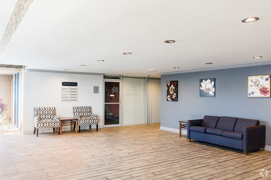 More Photos Of 16315 E Whittier Blvd, Whittier Medical For Lease