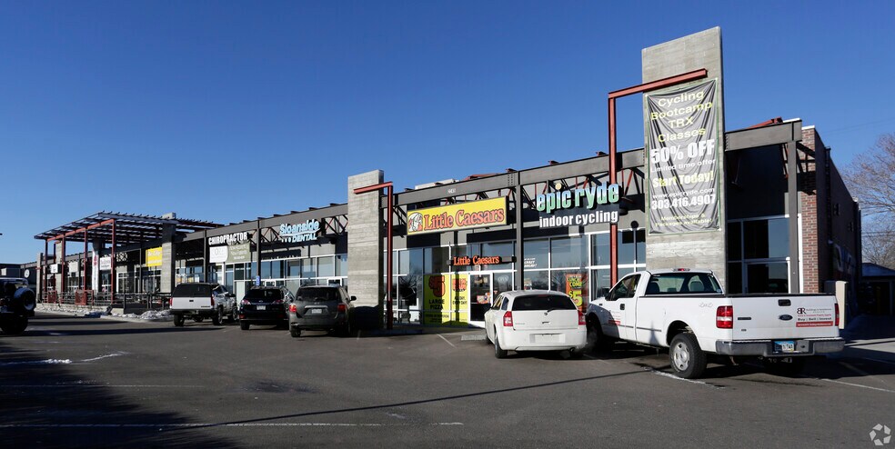 More Photos Of 2045 Sheridan Blvd, Edgewater Freestanding For Lease