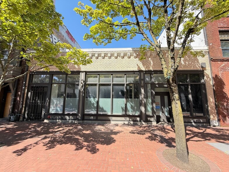Primary Photo Of 11 NW 5th Ave, Portland Storefront Retail Office For Sale