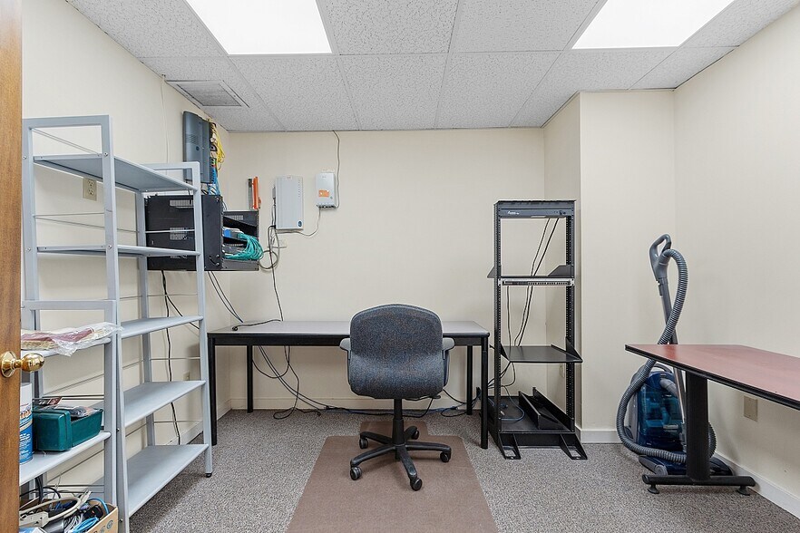 More Photos Of 233 Ayer Rd, Harvard Medical For Lease