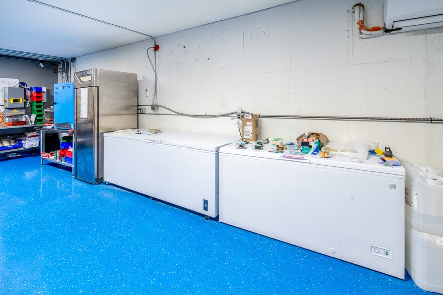 More Photos Of 711 W 8th St, Pueblo Manufacturing For Sale