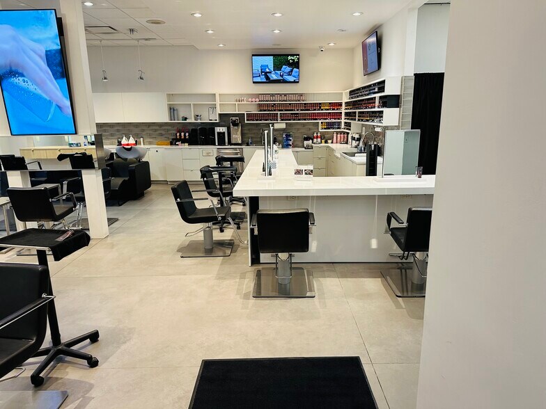 More Photos Of 144 E Ridgewood Ave, Ridgewood Storefront For Lease