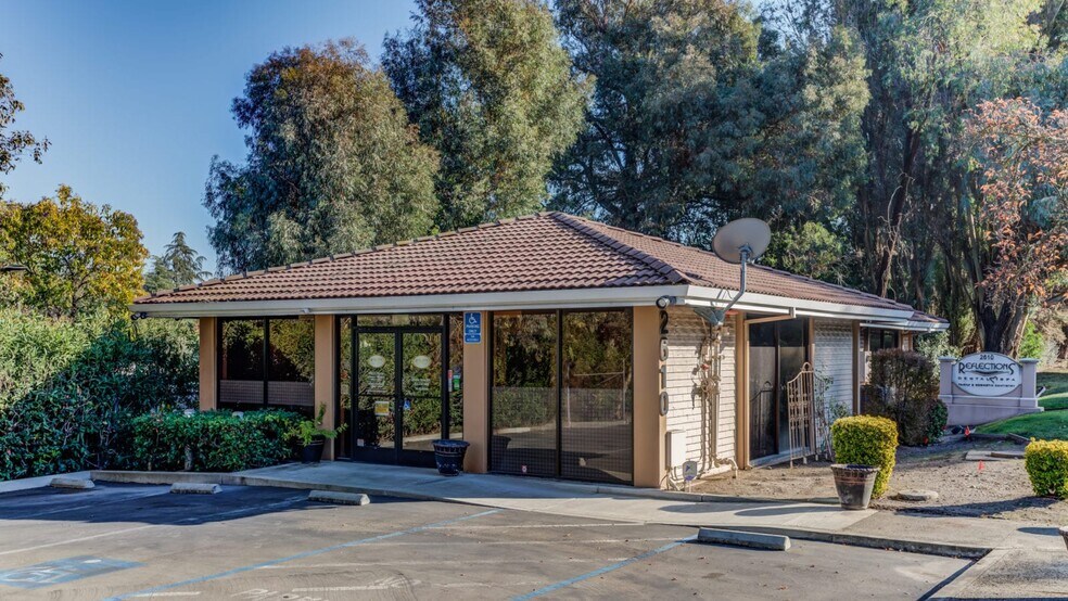 More Photos Of 2580 San Ramon Valley Blvd, San Ramon Unknown For Lease