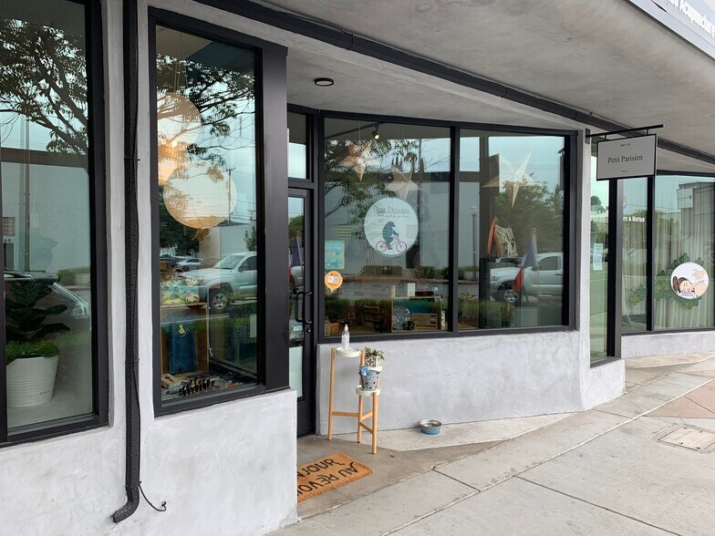 More Photos Of 3601-3609 1/2 W Magnolia Blvd, Burbank Storefront Retail Office For Lease