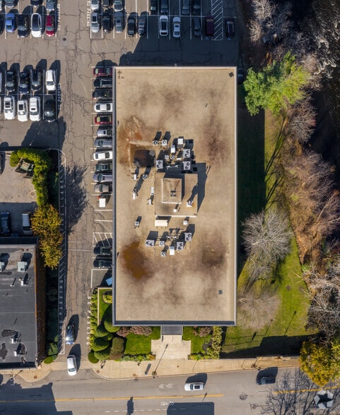 More Photos Of 1 Washington St, Wellesley Medical For Lease