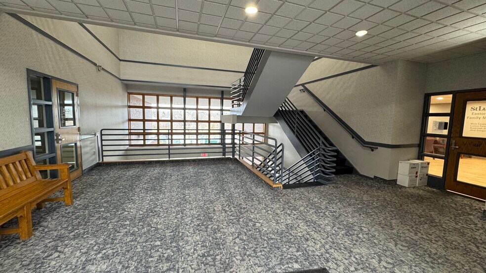 More Photos Of 2925 William Penn Hwy, Easton Office For Lease