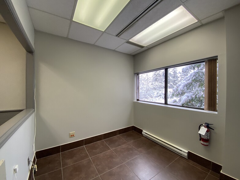 More Photos Of 139 Greenbank Rd, Ottawa Medical For Lease