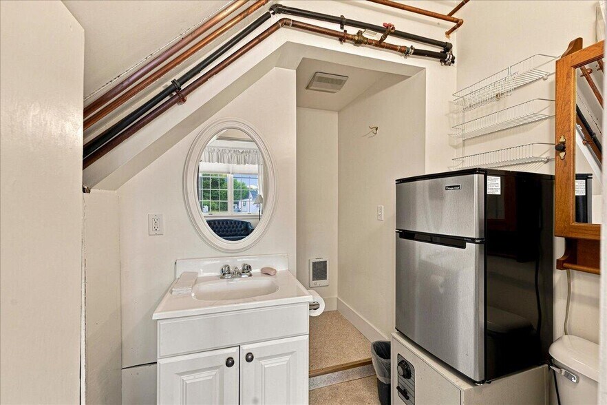 More Photos Of 953 Bar Harbor Rd, Trenton Office Residential For Sale