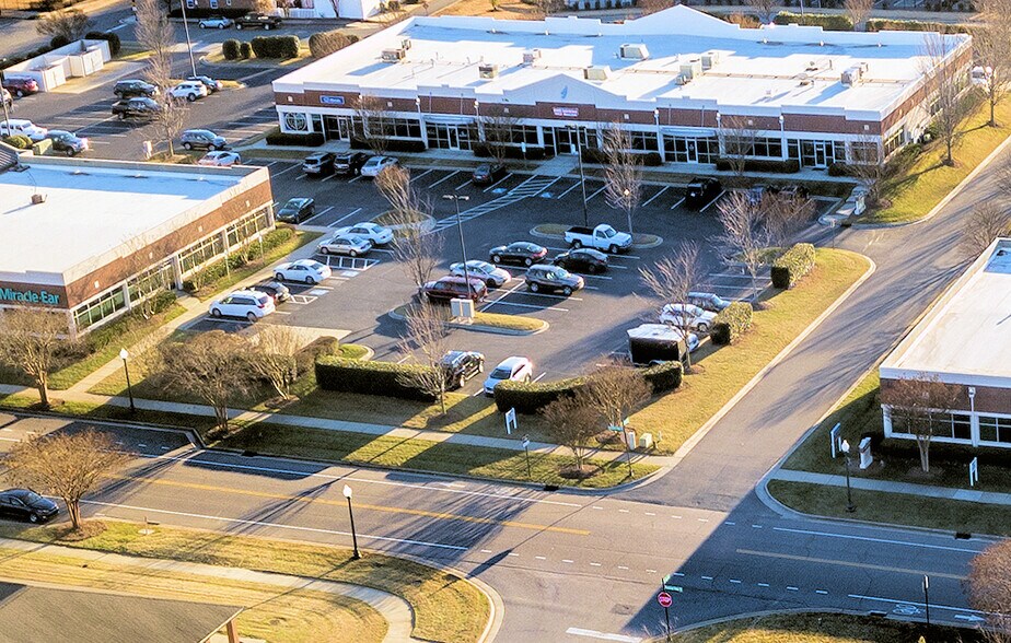 More Photos Of 136 Corporate Park Dr, Mooresville Medical For Lease