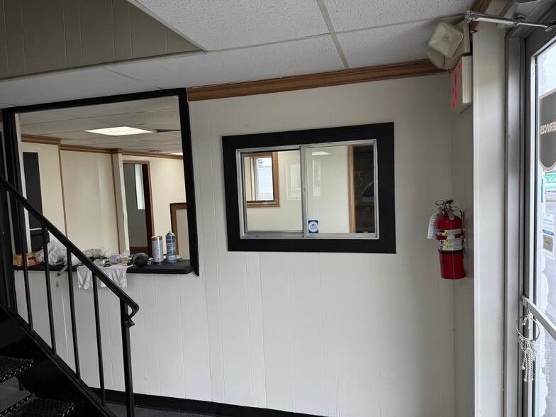 More Photos Of 6060 Executive Blvd, Huber Heights Light Manufacturing For Lease