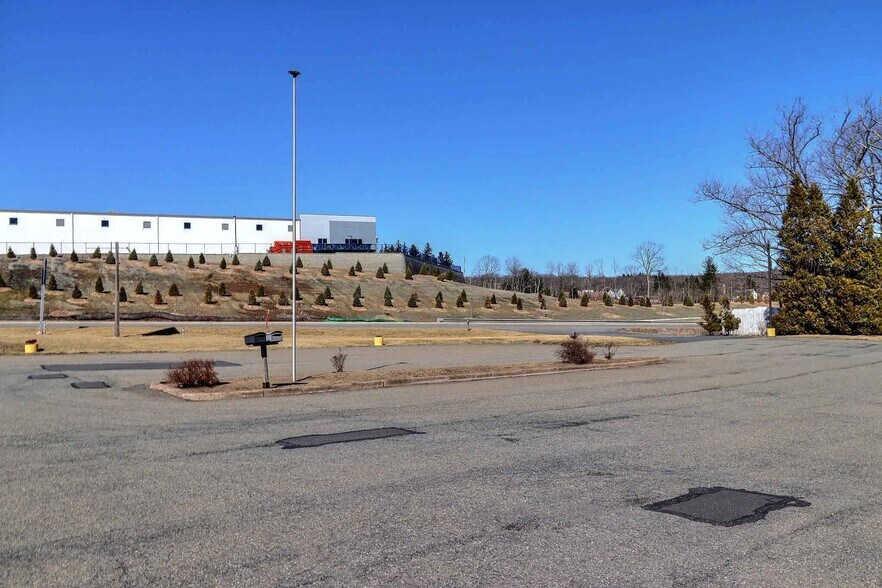 More Photos Of 3360 PA-940, Mount Pocono Specialty For Sale