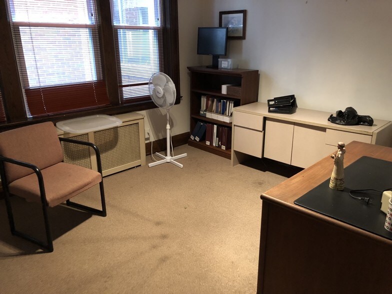 More Photos Of 18430 Utica Rd, Roseville Religious Facility For Sale