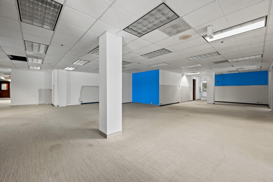 More Photos Of 3 Crowne Point Ct, Sharonville Office For Sale