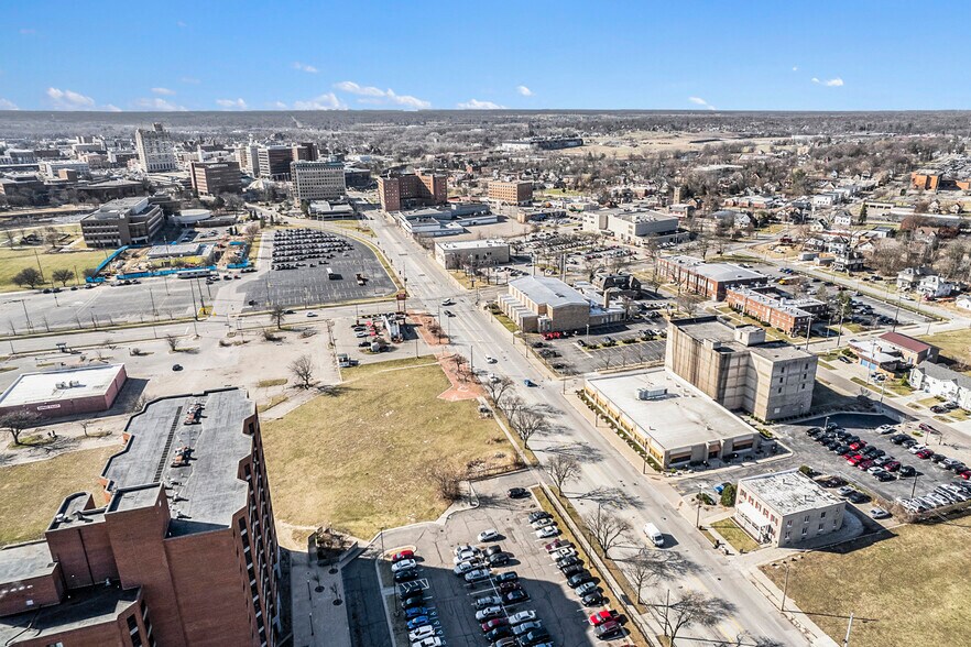 More Photos Of 1001 N Saginaw St, Flint Apartments For Sale