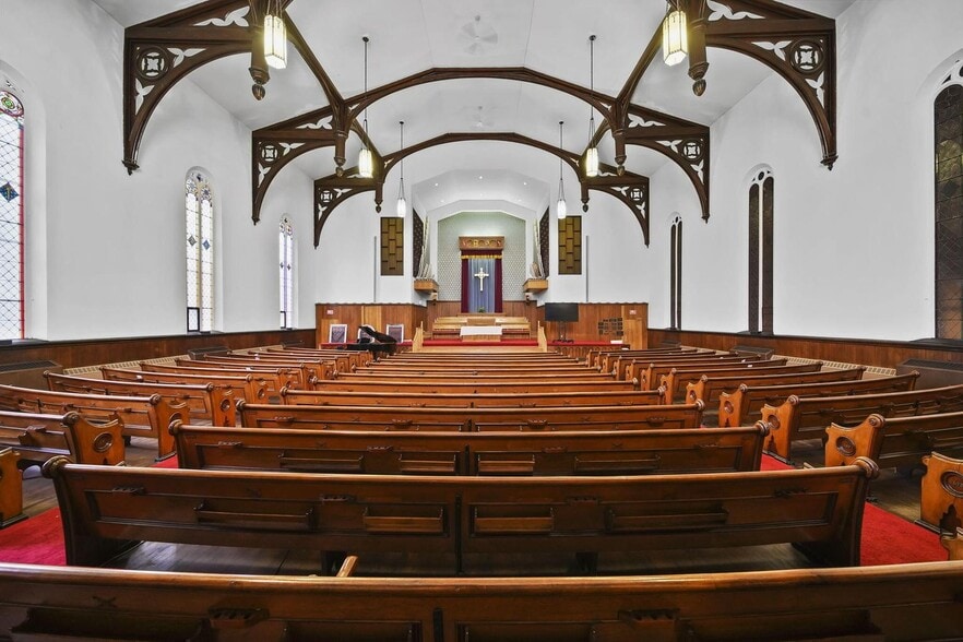 More Photos Of 201 S Jackson St, Jackson Specialty For Sale