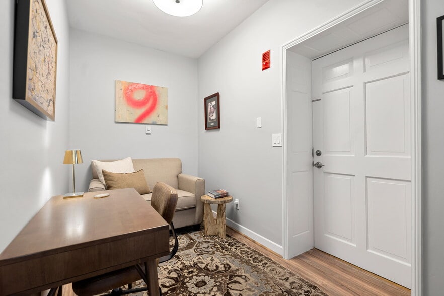 More Photos Of 30-32 Water St #3, Newburyport Office For Sale