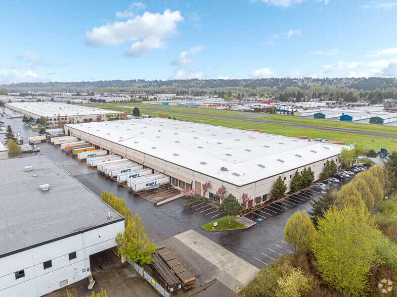 More Photos Of 2302 B St NW, Auburn Warehouse For Lease