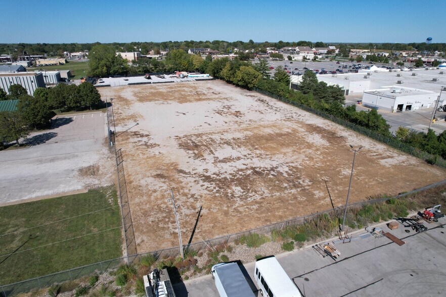 More Photos Of 17231 Bel-Ray Pl, Belton Office For Lease