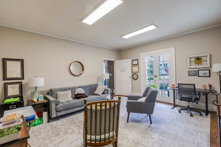 More Photos Of 2036 E 7th St, Charlotte Loft Creative Space For Sale