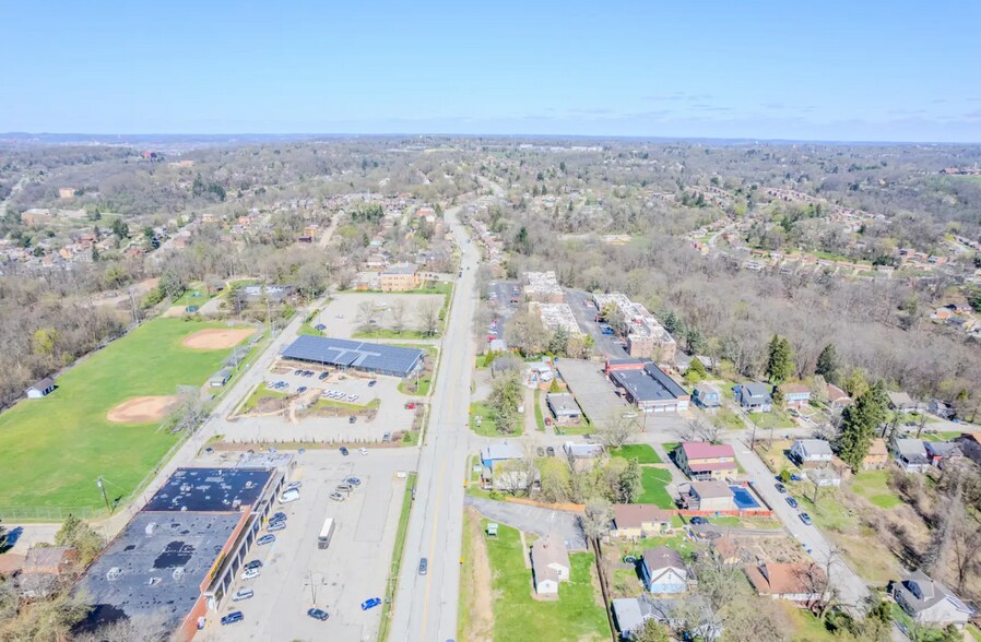 More Photos Of 990 Greensburg Pike, East Pittsburgh Office For Lease