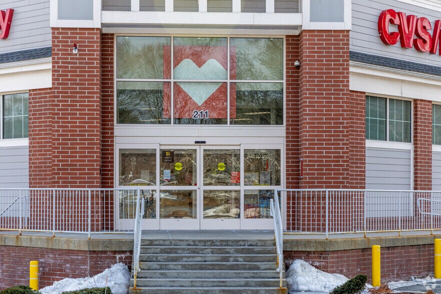 More Photos Of 219 Lincoln Ave, Haverhill Drugstore For Sale
