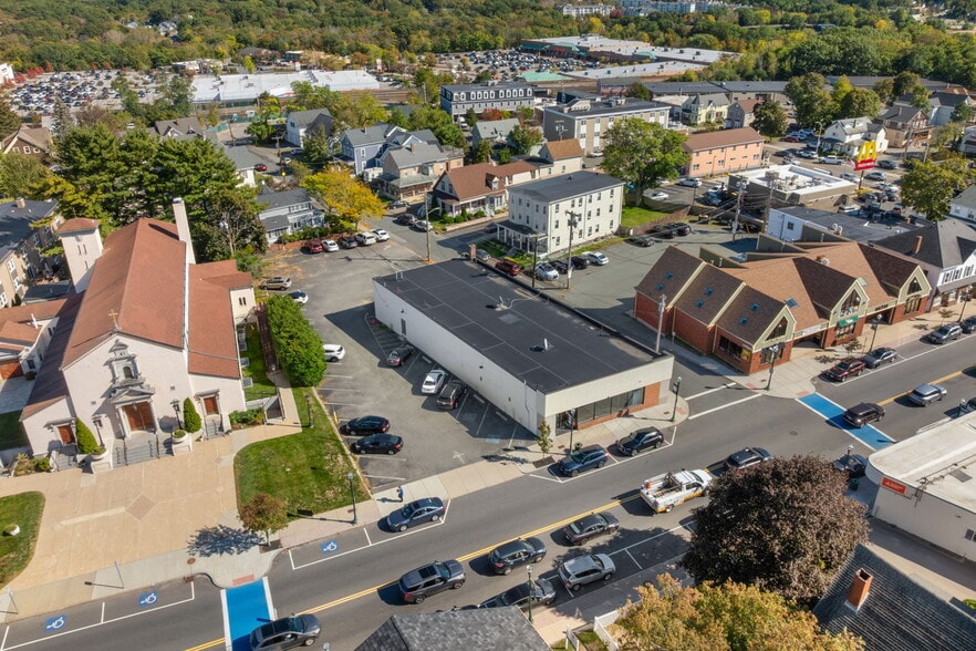 More Photos Of 884 Washington St, Braintree Freestanding For Sale