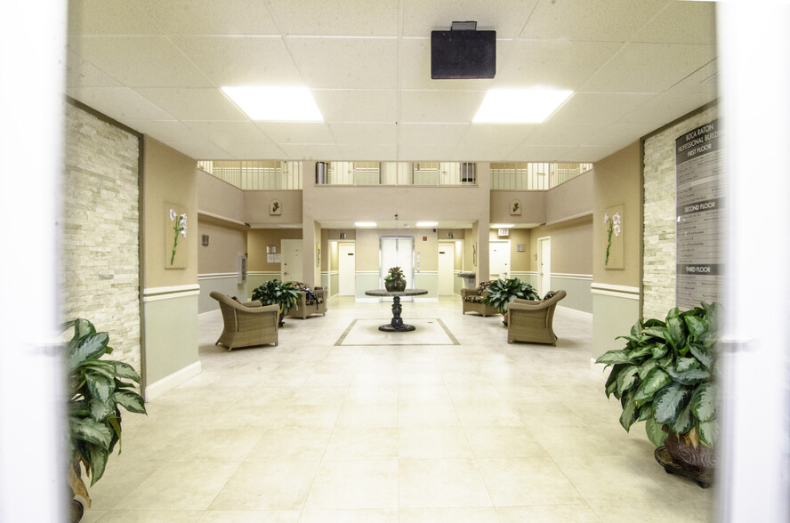 Primary Photo Of 900 NW 13th St, Boca Raton Medical For Lease