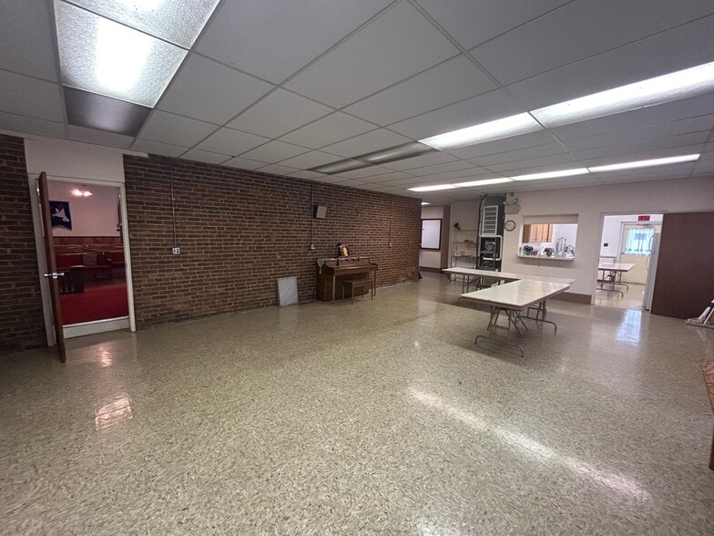 More Photos Of 4051 2nd Creek rd, Blanchester Religious Facility For Sale