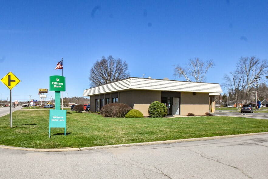 More Photos Of 8806 Ohio River Rd, Wheelersburg Bank For Sale