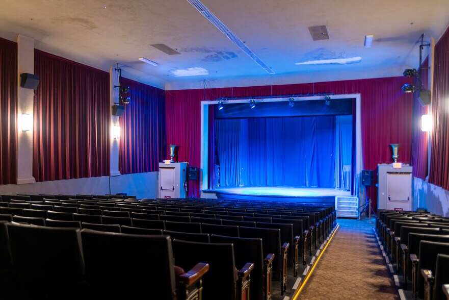 More Photos Of 336-338 Central Ave, Fillmore Storefront For Sale