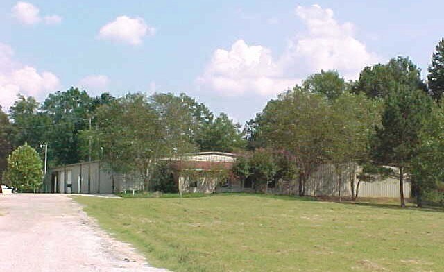 More Photos Of 7440 Highway 15, Ecru Warehouse For Lease