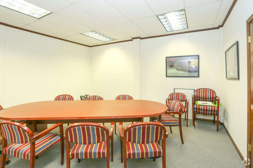 More Photos Of 10144 N Port Washington Rd, Mequon Loft Creative Space For Lease