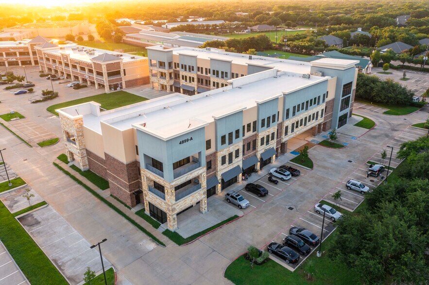 More Photos Of 4899 Highway 6, Missouri City Restaurant For Sale