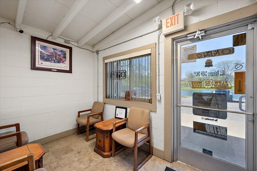 More Photos Of 4376 Beecher Rd, Flint Service For Sale