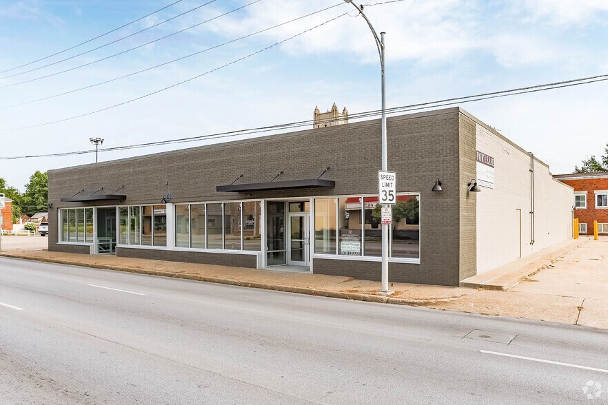 More Photos Of 5419 NW Radial Hwy, Omaha Office For Lease