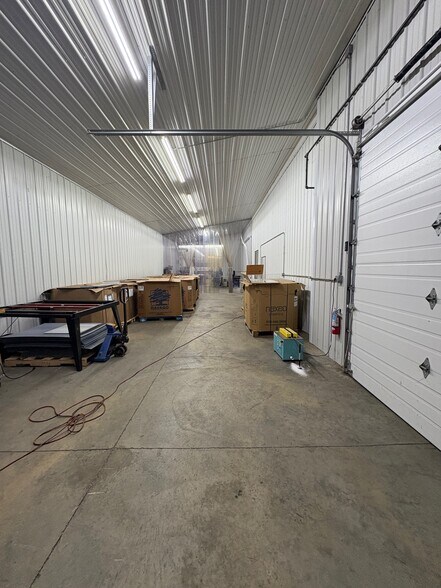 More Photos Of 4388 Gibsonia Rd, Gibsonia Warehouse For Lease