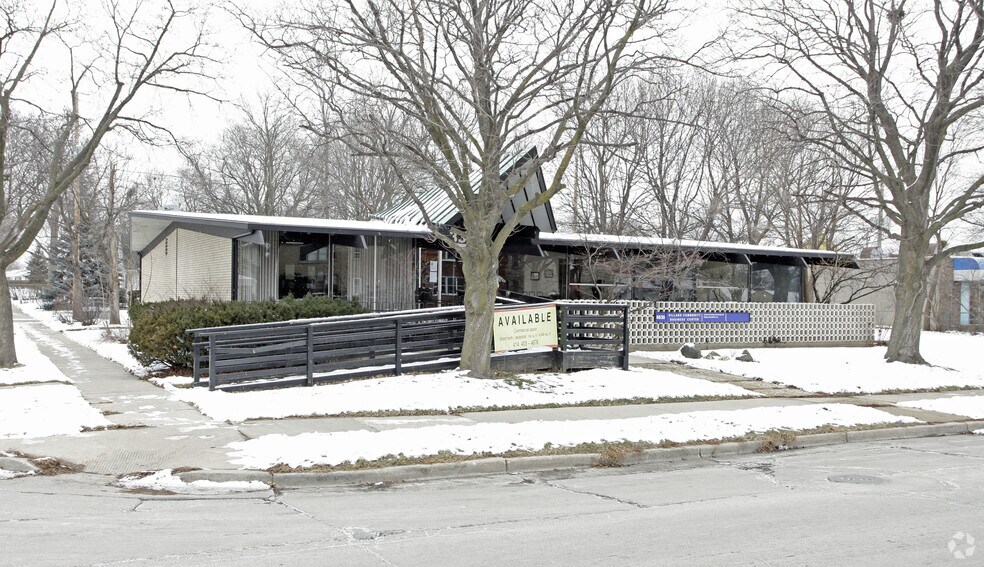 More Photos Of 6830 W Villard Ave, Milwaukee Office For Sale