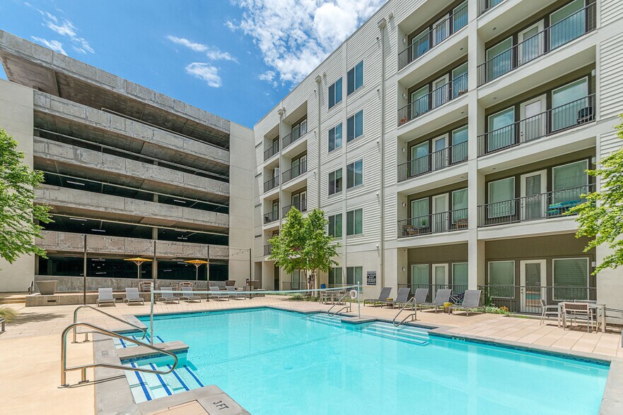 More Photos Of 110 W Cityline Dr, Richardson Apartments For Lease